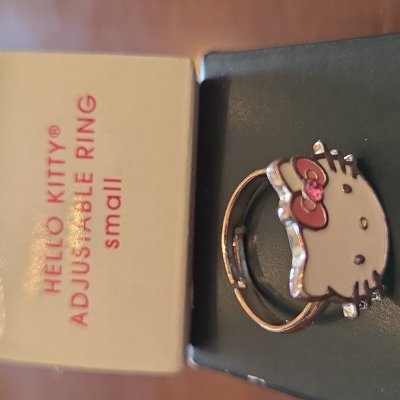 Hello Kitty Adjustable Ring - Picture 4 of 4